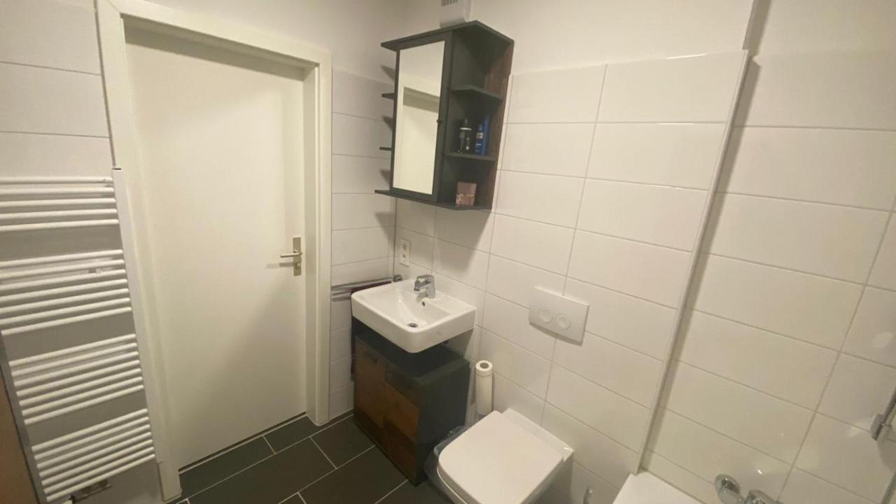 Moderne, Gemutliche Ferienwohnung Mainz Oberstadt Mit Wlan Und Parkplatz For Business And Family 外观 照片